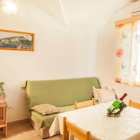 One-bedroom In 아파트 *